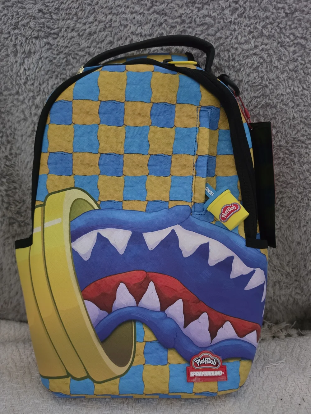 PLAY-DOH MOLDED SHARK MINI DLX BACKPACK